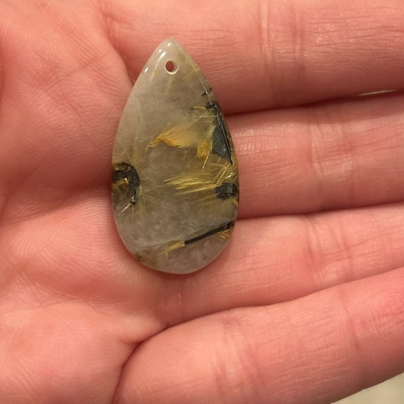 Golden rutile star 🌟 with hematite inclusions Elegant Teardrop Pendant - Picture 3 of 12